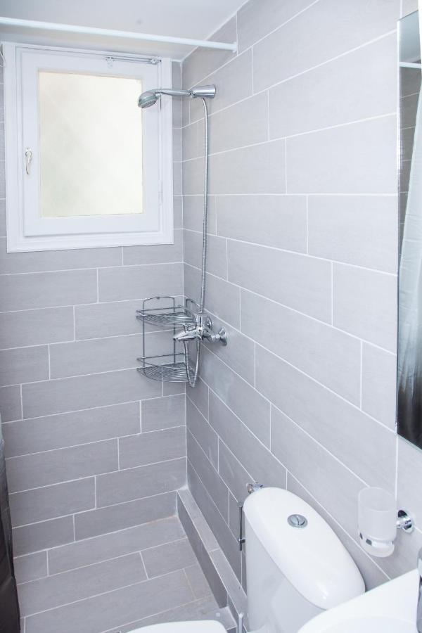Sunny And Minimal Apt In Glyfada With 3 Bdrm 雅典 外观 照片