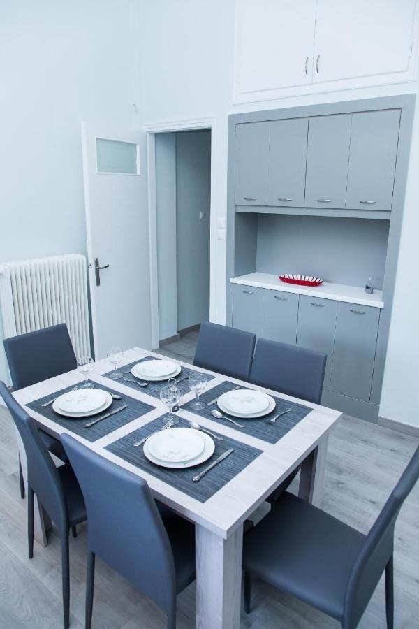 Sunny And Minimal Apt In Glyfada With 3 Bdrm 雅典 外观 照片