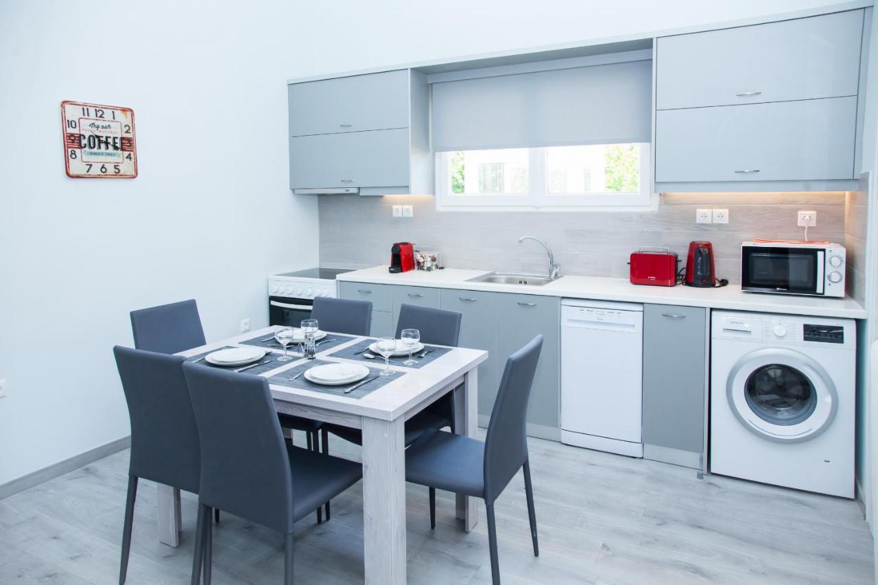 Sunny And Minimal Apt In Glyfada With 3 Bdrm 雅典 外观 照片